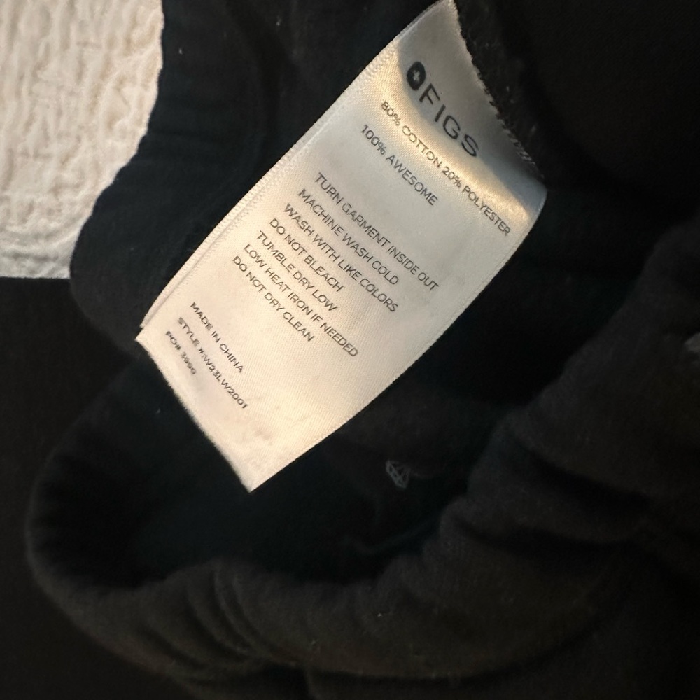 FIGS scrub pants - Picture 2 of 4